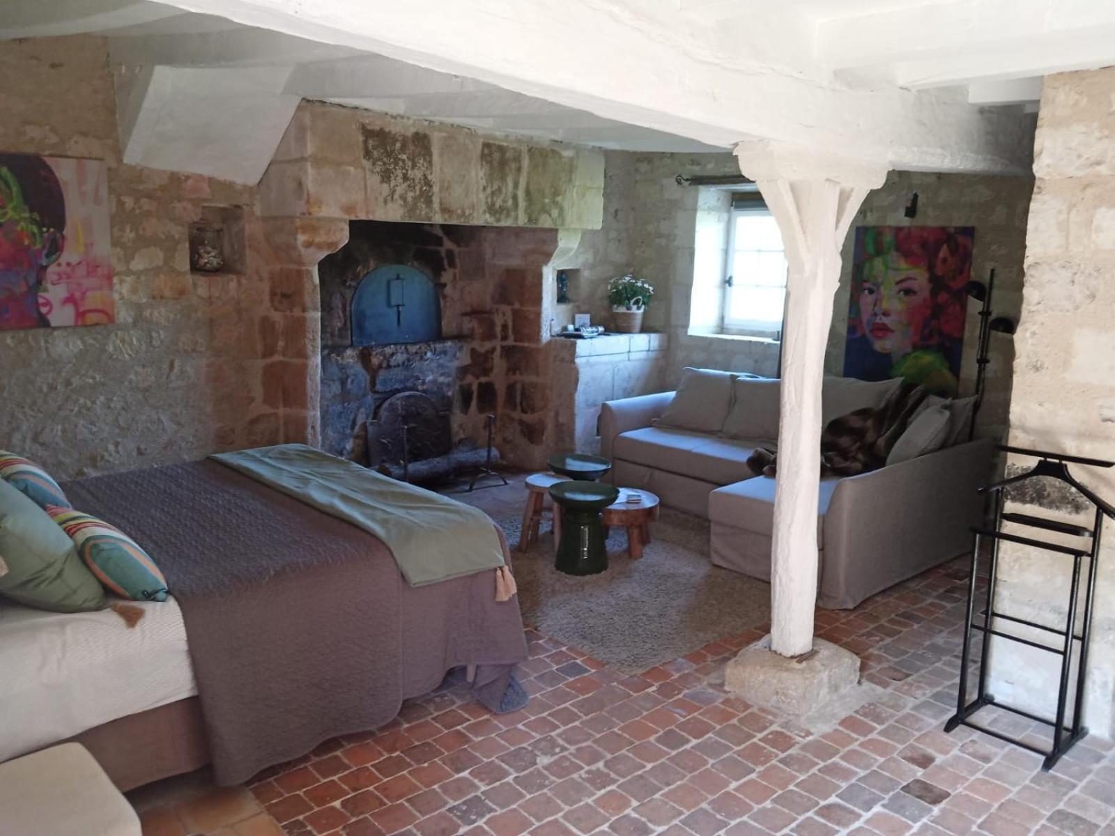 Bed and Breakfast Domaine De Givre Chinon Exterior foto
