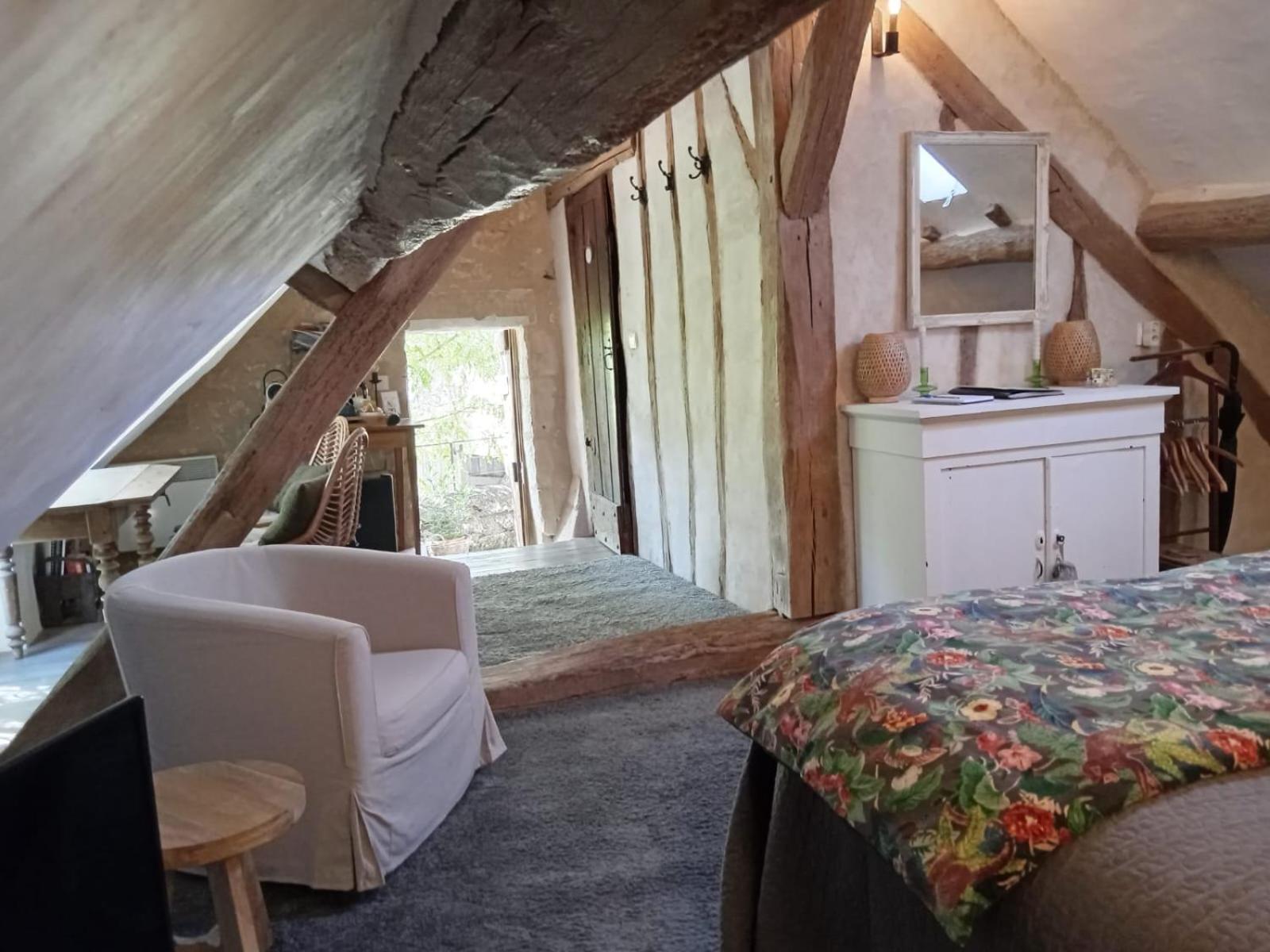 Bed and Breakfast Domaine De Givre Chinon Exterior foto